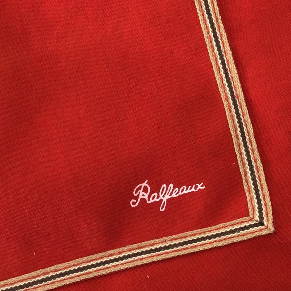 Red canvas tote bag with a front pocket - Picture 4 of 9